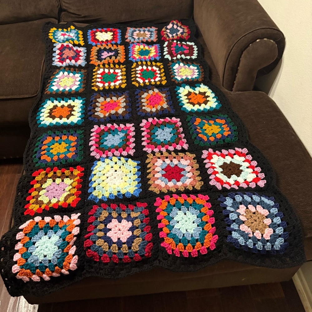 Beautiful Brand New Multicolor Crocheted Alfghan
